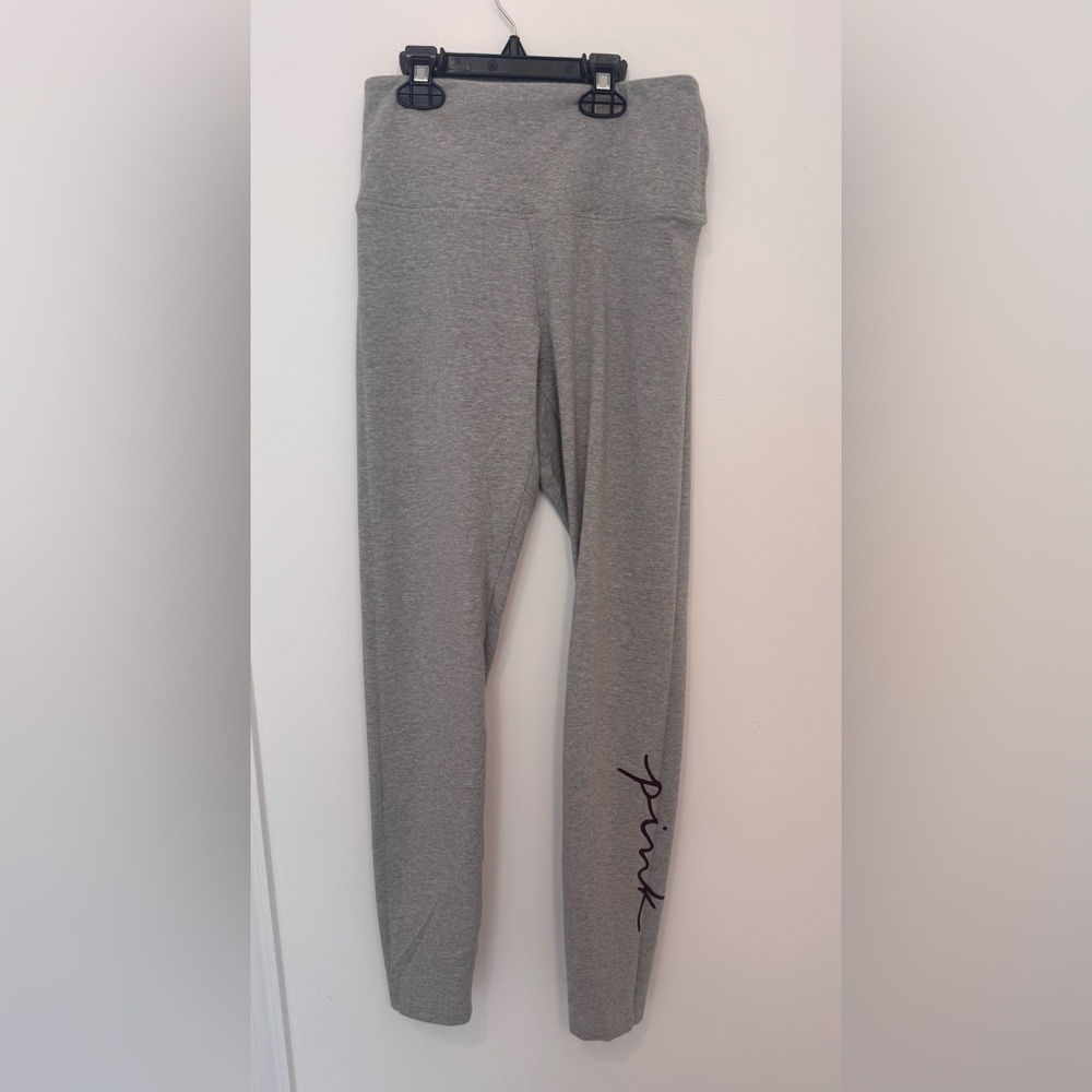 PINK Victoria's Secret High Waisted Gray Leggings w/ burgandy pink logo Medium